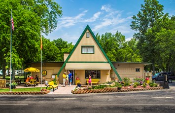 Buckeye Lake / Columbus East KOA Holiday Photo